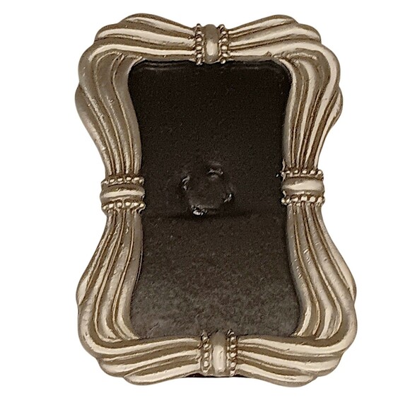 Vintage Miniature Pewter Picture Frame Bow And Ribbon Design 2 x 3 Photo 1 x 2 - Picture 7 of 14